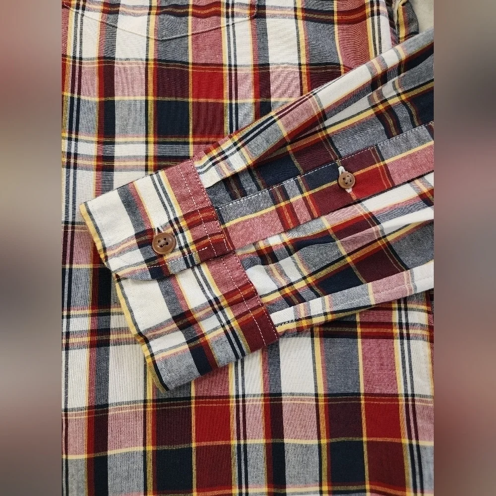 J. Crew Men's Red Plaid Long Sleeve Shirt Button Front Pocket, sz SM
